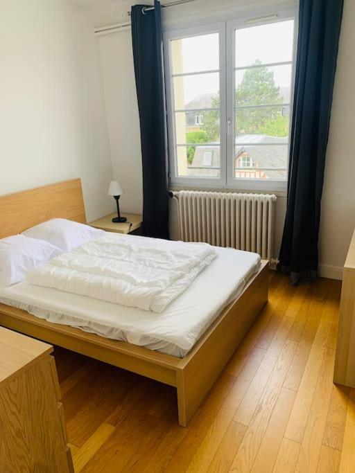 Appartement Hyper Centre Caen Buitenkant foto
